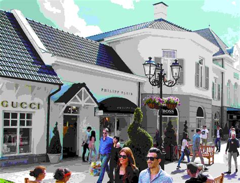 outlet openingstijden roermond